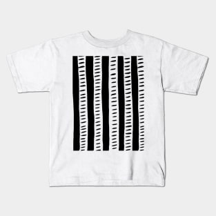 Lines - black and white Kids T-Shirt